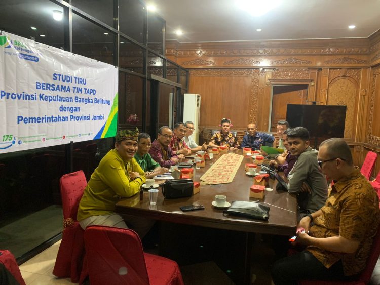 Asisten III saat Menyambut Study Tiru Pemprov Bangka Belitung. (Foto : Dok. Diskominfo)