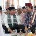 Gubernur Al Haris, UAS bersama Masayarakat Menghadiri Halal Bi Halal di Masjid Agung Al-Falah. (Foto : Dok. Diskominfo/Agus)