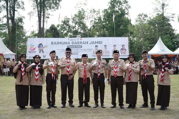 Gubernur Al Haris saat Menghadiri Ramuna Pramuka Daerah Jambi Tahun 2023. (Foto : Dok. Diskominfo/Harun).
