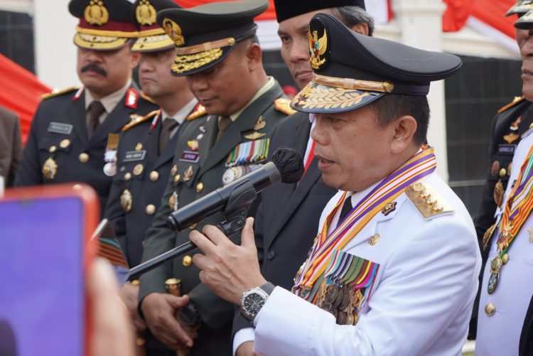 Gubernur Jambi Al Haris dalam Sesi Wawancara Usai Pimpin Upacara Peringatan HUT RI Ke 78. (Foto: Dok. Diskominfo)