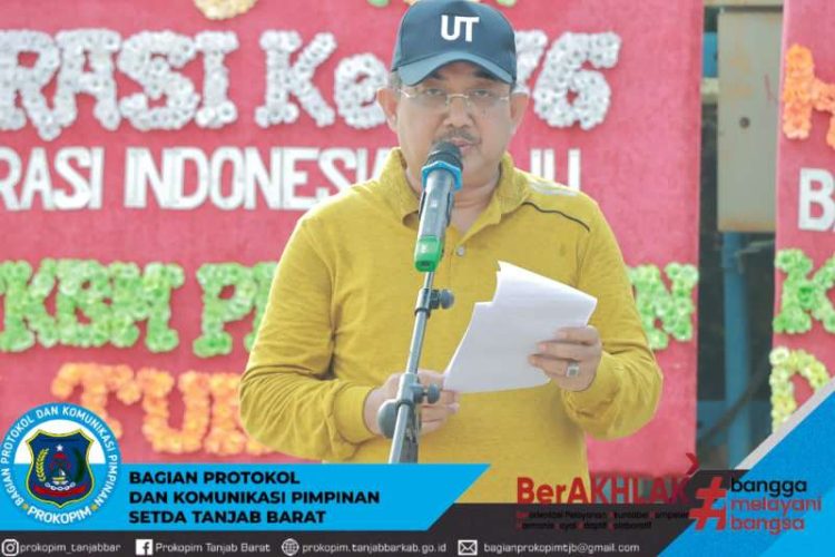 Bupati Anwa Sadat saat Menyampaikan Kata Sambutan Pada Peringatan Hari Koperasi Tahun 2023. (Foto: Dok. prokopim Tjb)