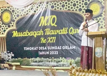 Ketua DPRD Prov. Jambi, Edi Purwanto saat Menghadiri MTQ di Sungaigelam. (Foto : Dok. Humas).