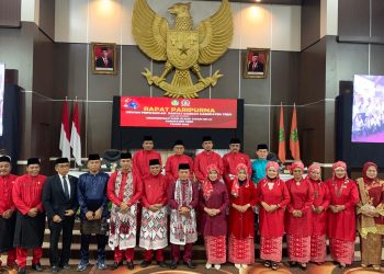 Ketua DPRD Provinsi Jambi saat Menghadiri Rapat Paripurna Peringatan HUT Kabupaten Tebo ke-24. (Foto : Dok. Humas).