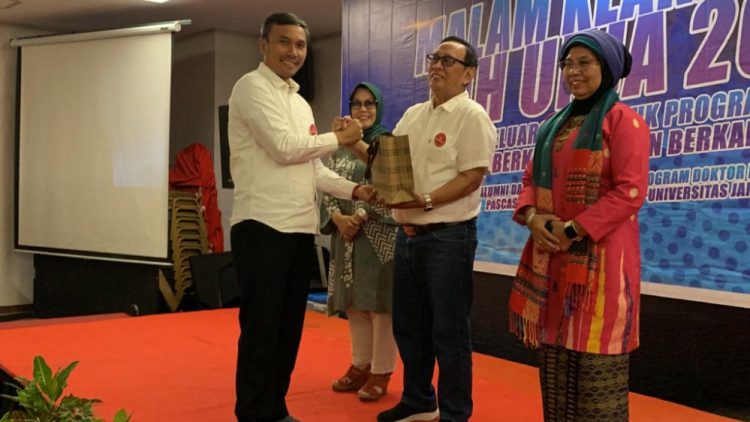 Ketua DPRD Provinsi Jambi Edi Purwanto Hadiri Makrab Dokter Ilmu Hukum Unja 2023. (Foto: Dok. Humas).