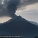 Erupsi Gunung Lewotobi di Kabupaten Flores Timur, Nusa Tenggara Timur, Rabu (27/12/2023). (Foto: Dok. PVMBG).