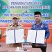 Gubernur Jambi bersama Pihak Poltekes Menunjukan Dokument Kesepakatan yang Telah Ditandatangani. (Foto: Dok. Diskominfo).