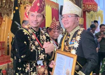 Edi Purwanto saat Menghadiri Penyerahan Gelar Adat Jambi. (Foto: Dok. Humas).