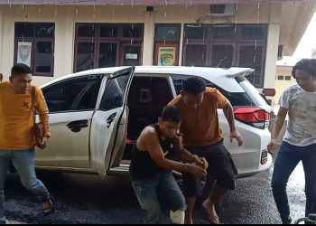 MW saat Diamakan oleh Tim Macan Pseko Polres Sarolangun. (Foto: Awan).