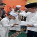 Hadiri Isra’ Mi’raj Di Masjid Cheng Hoo, Gubernur Al Haris Beri Bantuan Anak Yatim dan Kaum Dhuafa