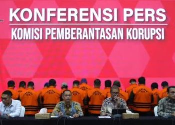 Pimpinan KPK Hadiri konferensi pers Penahanan tersangka Pemerasan di lingkungan Rutan Cabang KPK (Foto: Youtube KPK).