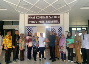 Komisi II DPRD Provinsi Jambi saat Berkunjung ke Dinas Koperasi dan UMKM Sumatera Selatan. (Dok. Humas).