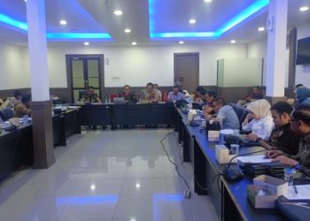 Komisi IV DPRD Provinsi Jambi saat Berdiskusi dengan Pihak Kemenpora. (Dok. Humas).