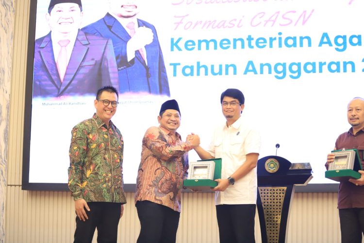 Sekretaris Jenderal Kementerian Ali Ramdhani Menerima Formasi CASN 2024. (Dok. Ist).