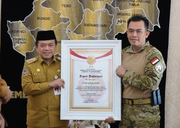 Berperan Dukung Pencegahan Terorisme, Al Haris Terima Penghargaan dari Densus 88