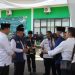 Wagub Sani Diwawancarai Awak Media Usai Pelepasan JCH Kloter 24. (Dok. Ist).