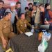 Gubernur Al-Haris Video Call dengan Keluarga saat Berada di Muara Emat Kerinci. (Dok. Ist).