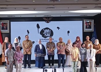 Mendag Zulkifli Hasan saat meluncurkan Jakarta Muslim Fashion Week di Auditorium Kemendag, Jakarta pada Kamis (17/7/2025)/Foto : InfoPublik/Farizzy Adhy