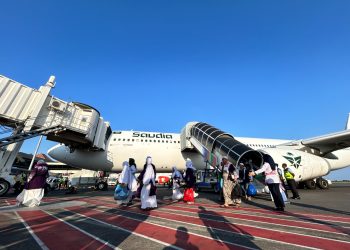 Pesawat Saudia yang mendarat di Bandara Hang Nadim Batam menjadi penerbangan terakhir yang melayani kepulangan para jemaah haji di bandara-bandara AP I. Foto : AP I