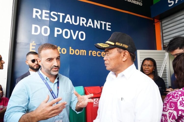 Menko Muhadjir Effendy dalam kunjungannya ke Restaurante De Povo/Foto: KemenkoPMK