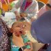 Seorang anak mendapatkan imunisasi polio tetes/Foto: Kemenkes