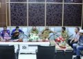Pimpinan dan Anggota Bapemperda DPRD Provinsi Jambi Tengah Berdiskusi dengan Pihak Pemprov Sumatera Barat. /Dok/Ist