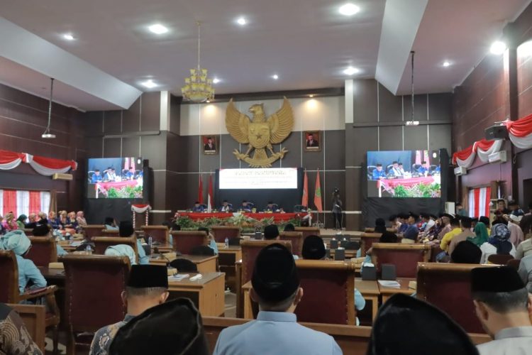 Suasana Paripurna HUT Kabupaten Tebo ke-25, (12/10). /Dok/Ist