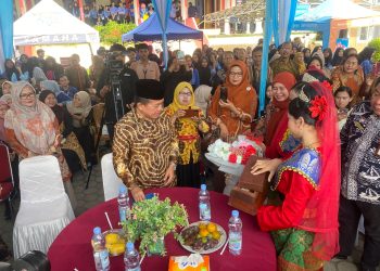 Gubernur Al Haris Hadiri Exhibition di SMK Negeri 2 Kota Jambi, Kamis (28/11). Dok/Ist