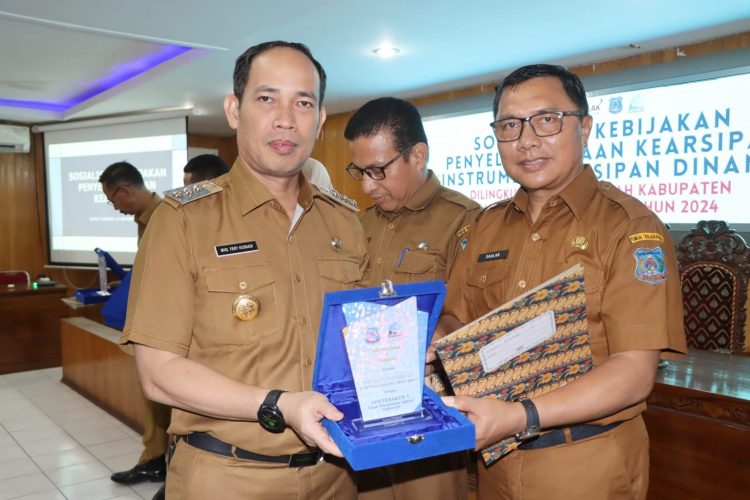 Pjs. Bupati Hadiri Sosialisasi Kebijakan Penyelenggaraan Kearsipan Pemkab Tanjab Barat, (29/10). /Dok/Ist