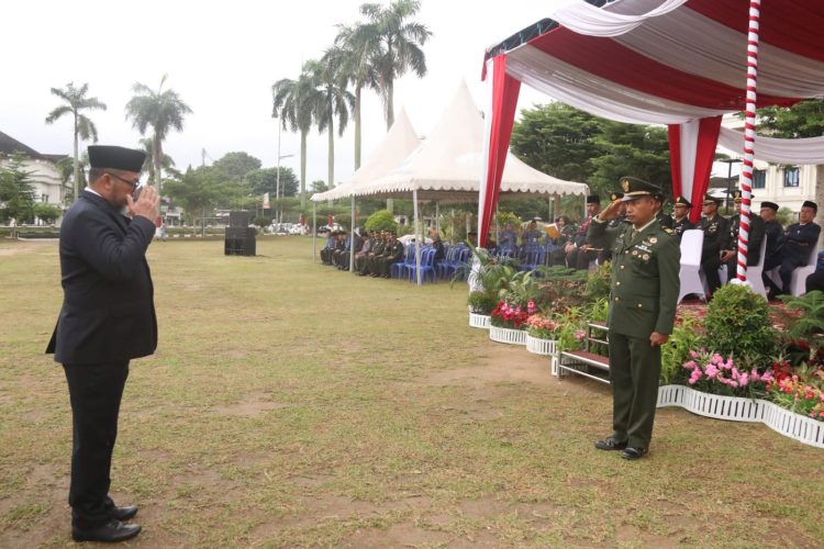 Sekda Sudirman Pimpin Upacara Peringatan Hari Bela Negara Ke-76 Tahun 2024, (19/12). /Dok/Ist