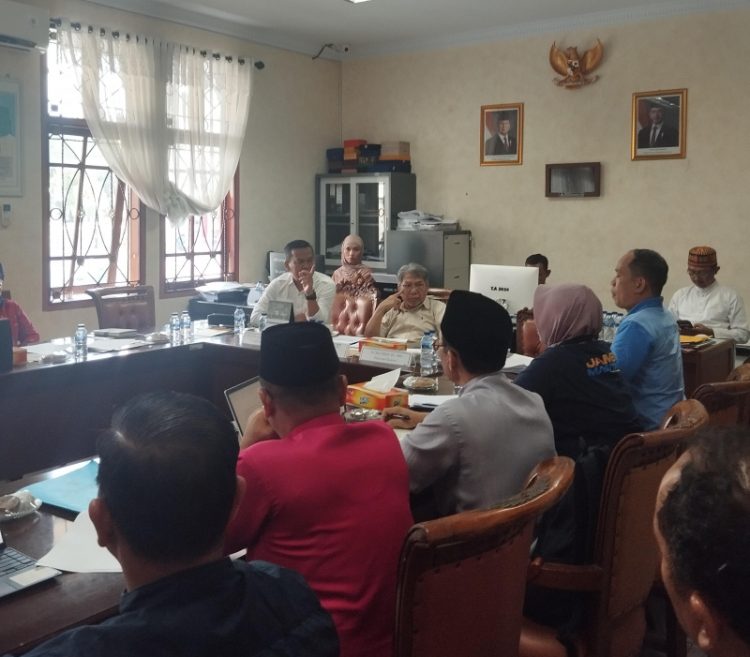 Rapat Komisi IV DPRD Provinsi Jambi bersama Dinkes Provinsi Jambi, Jumat (2/2). / Foto/ist