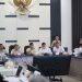 Pimpinan dan Anggota DPRD Provinsi Jambi saat Menerima Perwakilan Honorer, Jum'at (17/01). /Dok/Ist