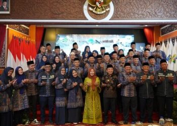 Gubernur Al Haris Kukuhkan 54 Petugas Haji Provinsi Jambi