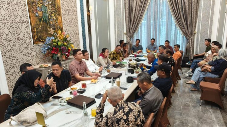 DPRD Provinsi Jambi Inisiasi Dialog Antara PT SAS dan Warga Terdampak Konflik